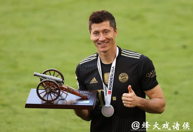 德甲10年最佳射手榜:莱万罗伊斯穆勒位居前三 德甲10年最佳射手榜:莱万罗伊斯穆勒位居前三