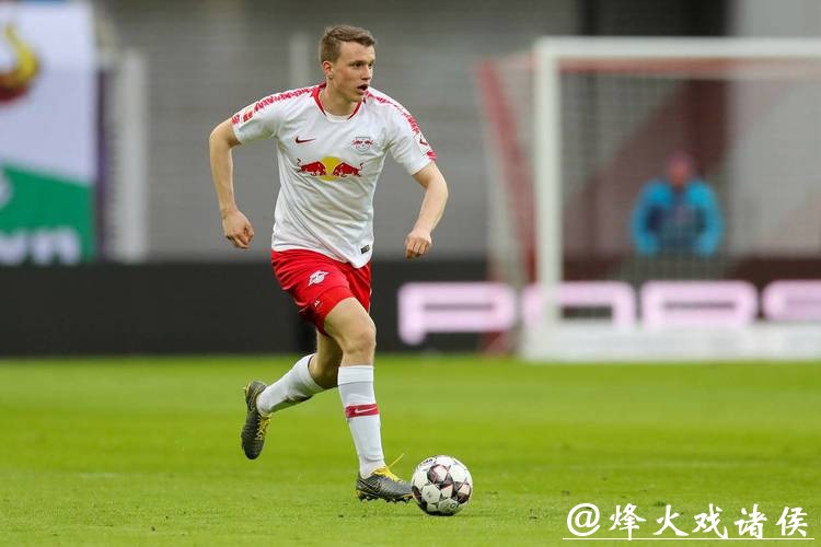 莱比锡边卫克洛斯特曼与球队续约至2024年 莱比锡边卫克洛斯特曼与球队续约至2024年