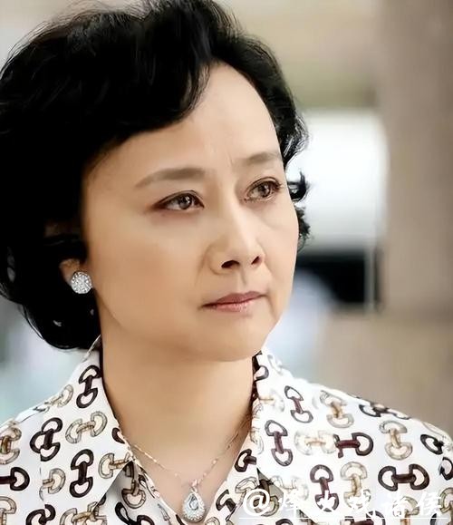 75岁黄梅莹近况如何?与儿子界限划清后,她把日子过得越来越精彩 75岁黄梅莹近况如何?与儿子界限划清后,她把日子过得越来越精彩